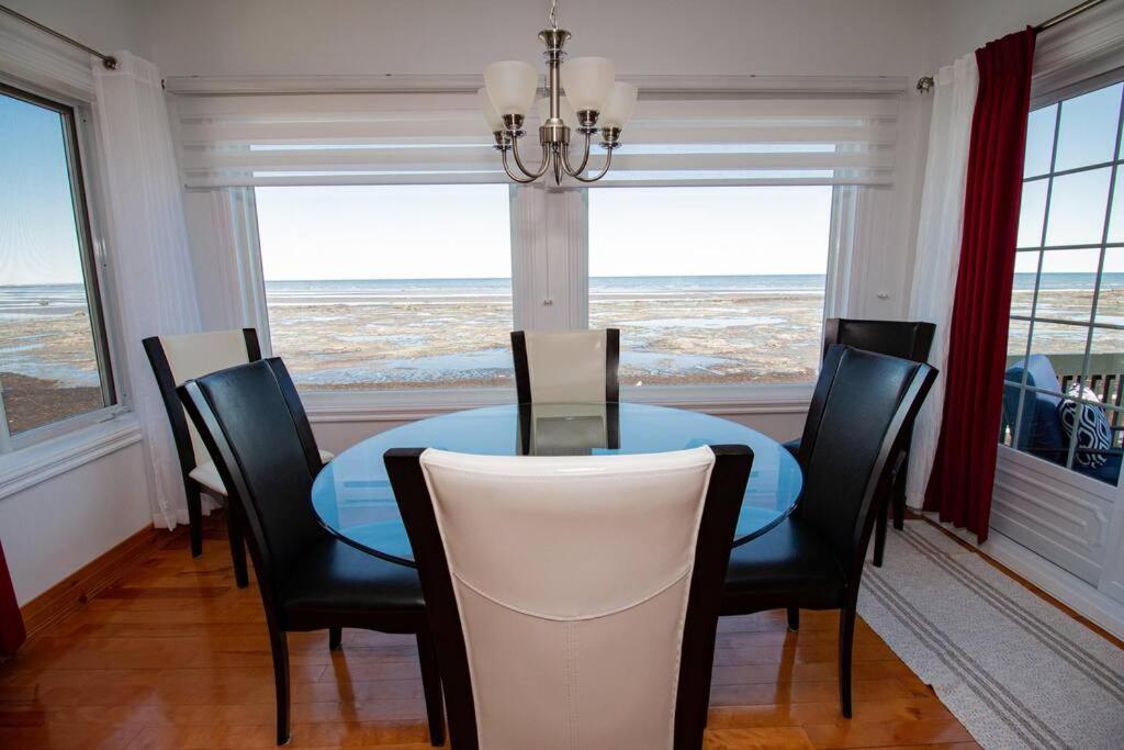 Villa Calypso Avec Vue Sur La Baie De Ste-Luce Сент-Люс-сюр-Мер Экстерьер фото